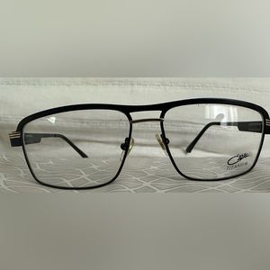 Enjoy the benefits of titanium construction.